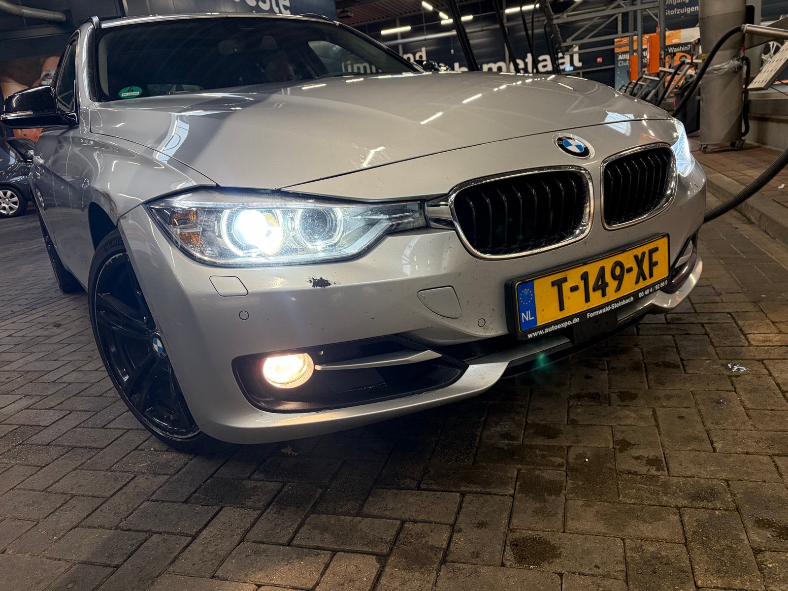 BMW 3-Serie 3.0 330D Xdrive Touring AUT 2014 - 320pk, Auto's, Automaat, 1800 kg, 2993 cc, 258 pk