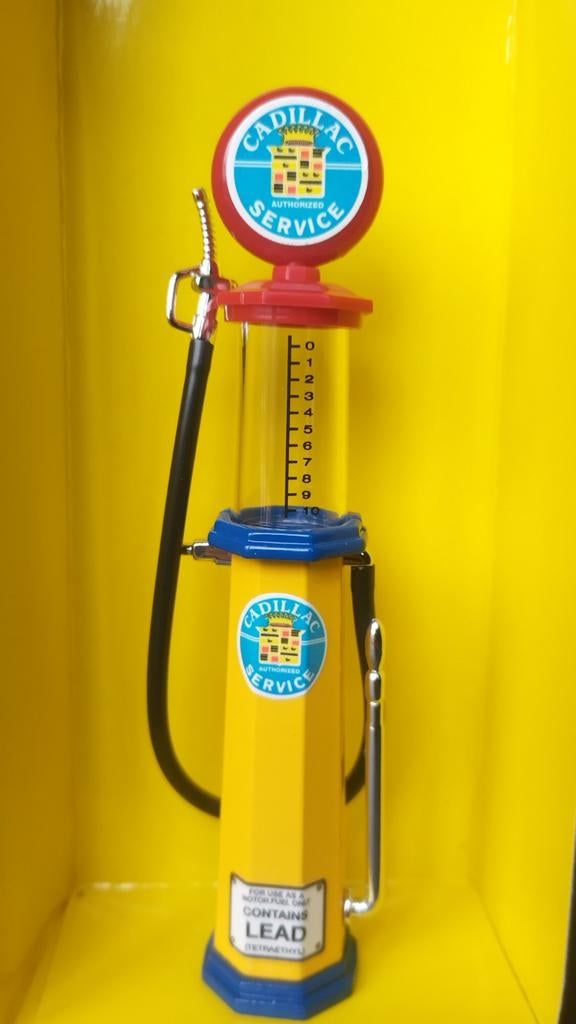 Benzine Pomp Cadillac Service 1:18 Fuel pump Yatming Pol, Overige merken, Verzenden, ., Nieuw