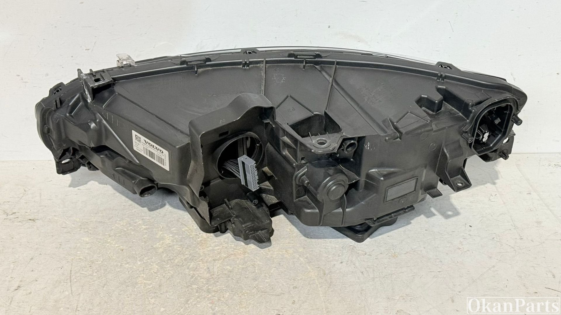Volvo V90 S90 II LED rechter koplamp rechts 31386171, Gebruikt, Gunnar Engellaus vag 8
405 31  Gothenburg, SE, Info@volvocars.com