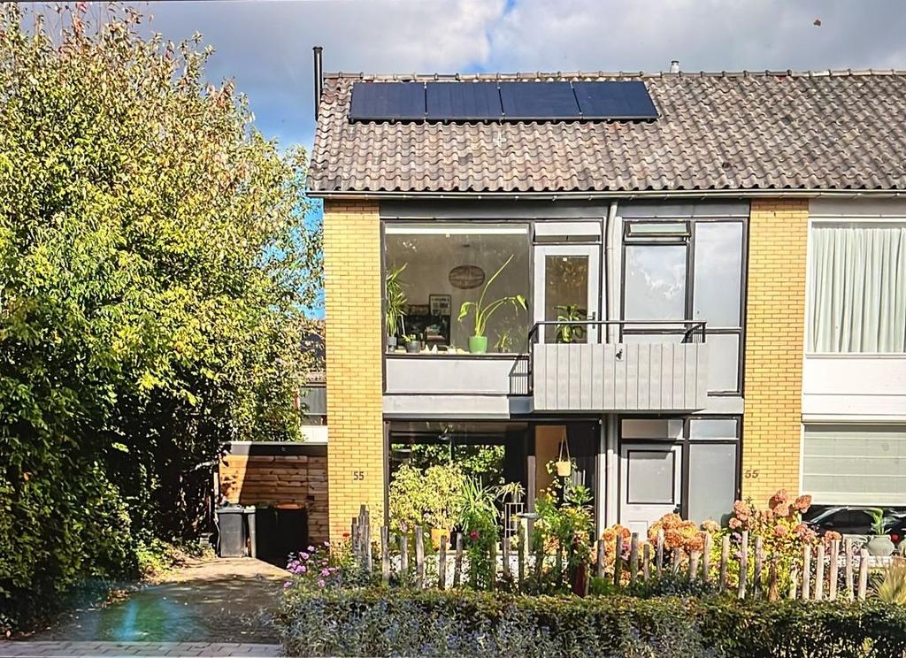 Hoekwoning met garage te koop in Epe - Hoge Weerd, Huizen en Kamers, Huizen te koop, Hoekwoning