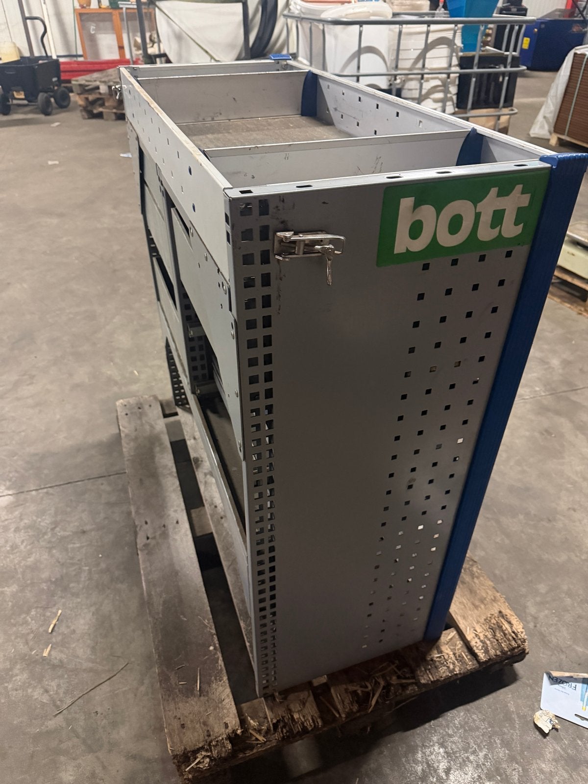 Bott Vario bedrijfswageninrichting ladekast, Ophalen, Gebruikt