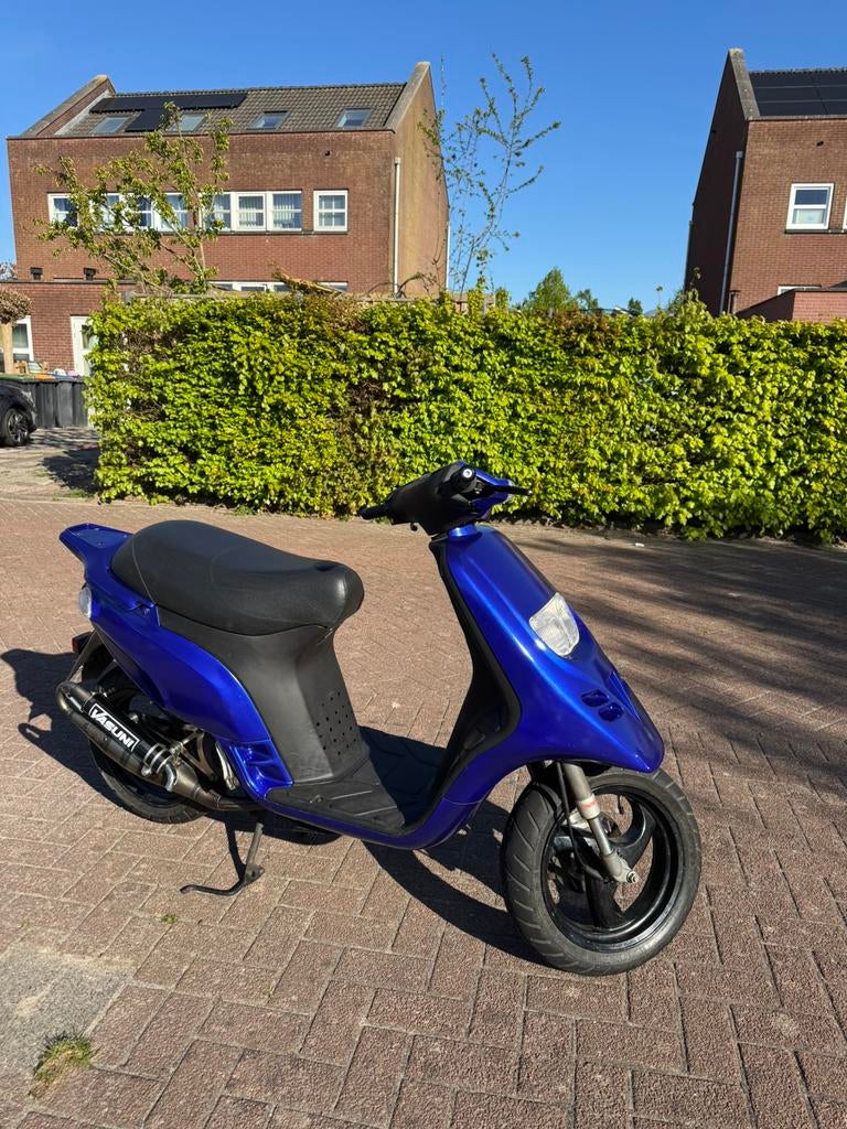 Typhoon 70cc, Fietsen en Brommers, Scooters | Piaggio, Gebruikt, Overige modellen, Maximaal 45 km/u, Tweetakt, Ophalen