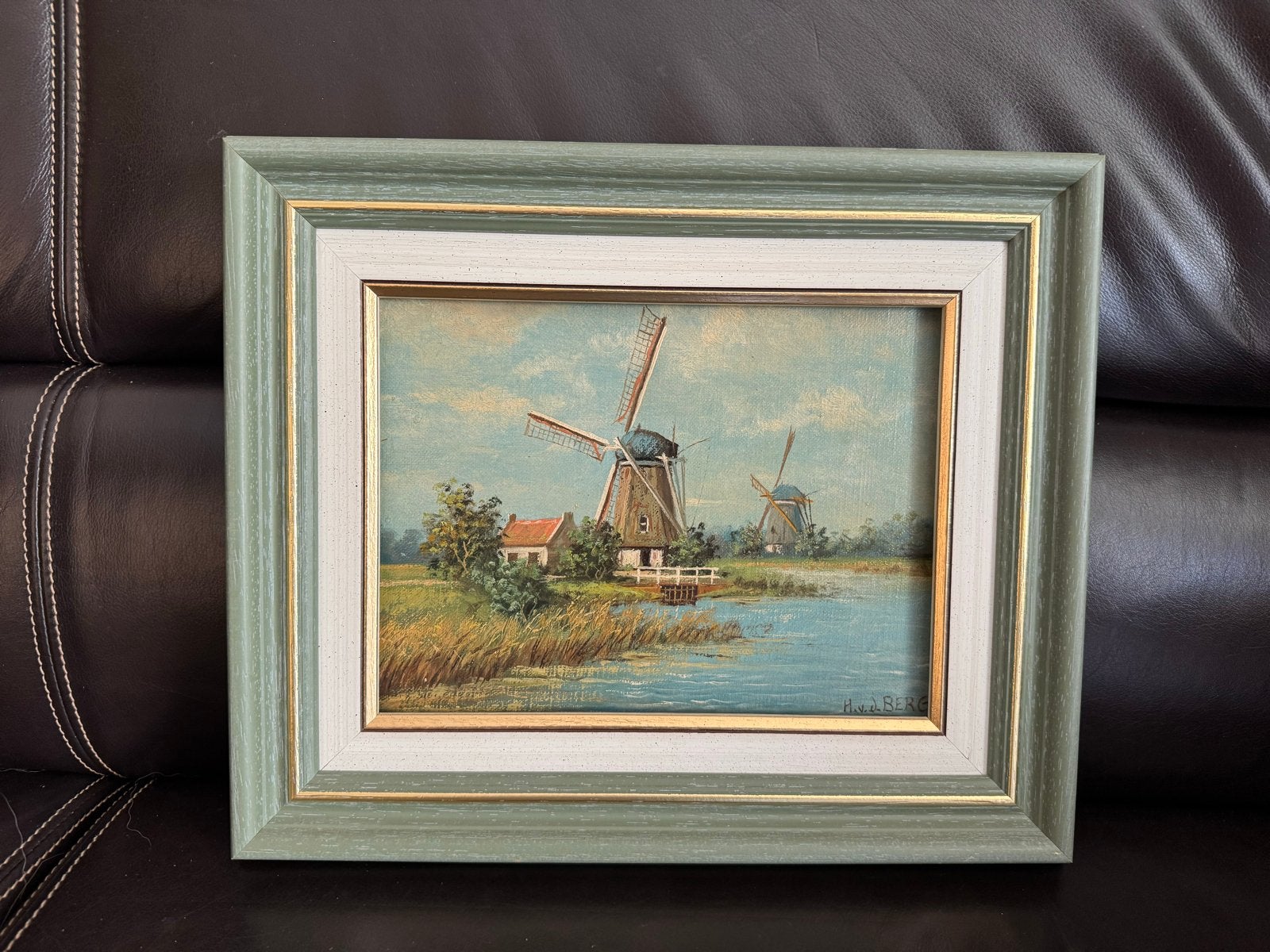 Schilderij met Hollandse molens aan het water, gesigneerd, Antiek en Kunst, Kunst | Schilderijen | Klassiek, Ophalen, Doek, Realistisch