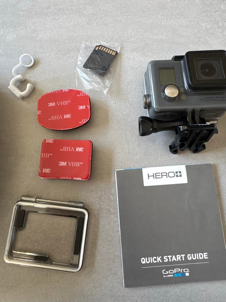 GoPro HERO+ Action Camera met accessoires, Ophalen, Zo goed als nieuw, GoPro