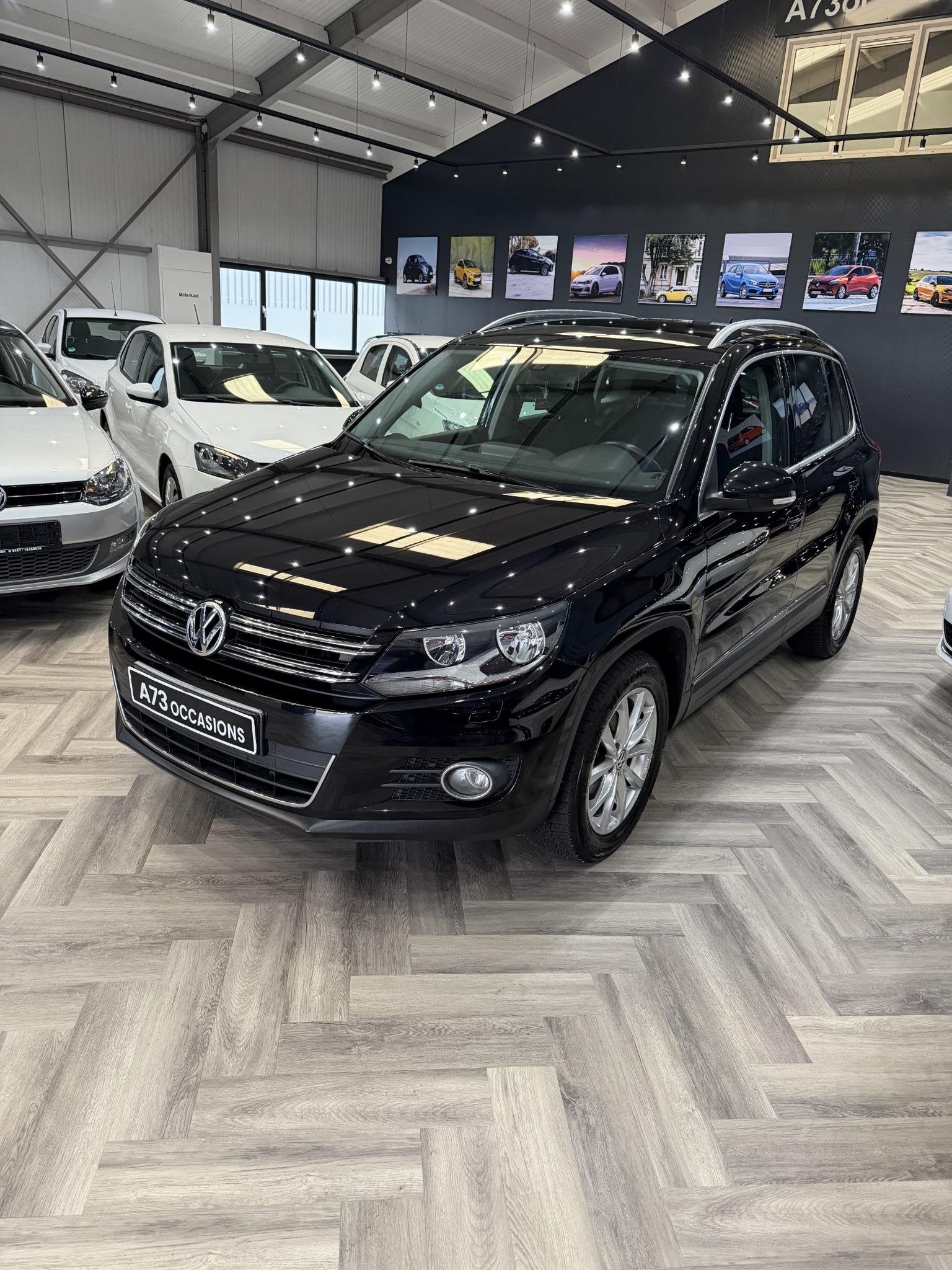 Volkswagen Tiguan 2.0 TSI Sport&Style 4Motion AUTOMAAT TREKH, Automaat, Euro 5, Gebruikt, Zwart