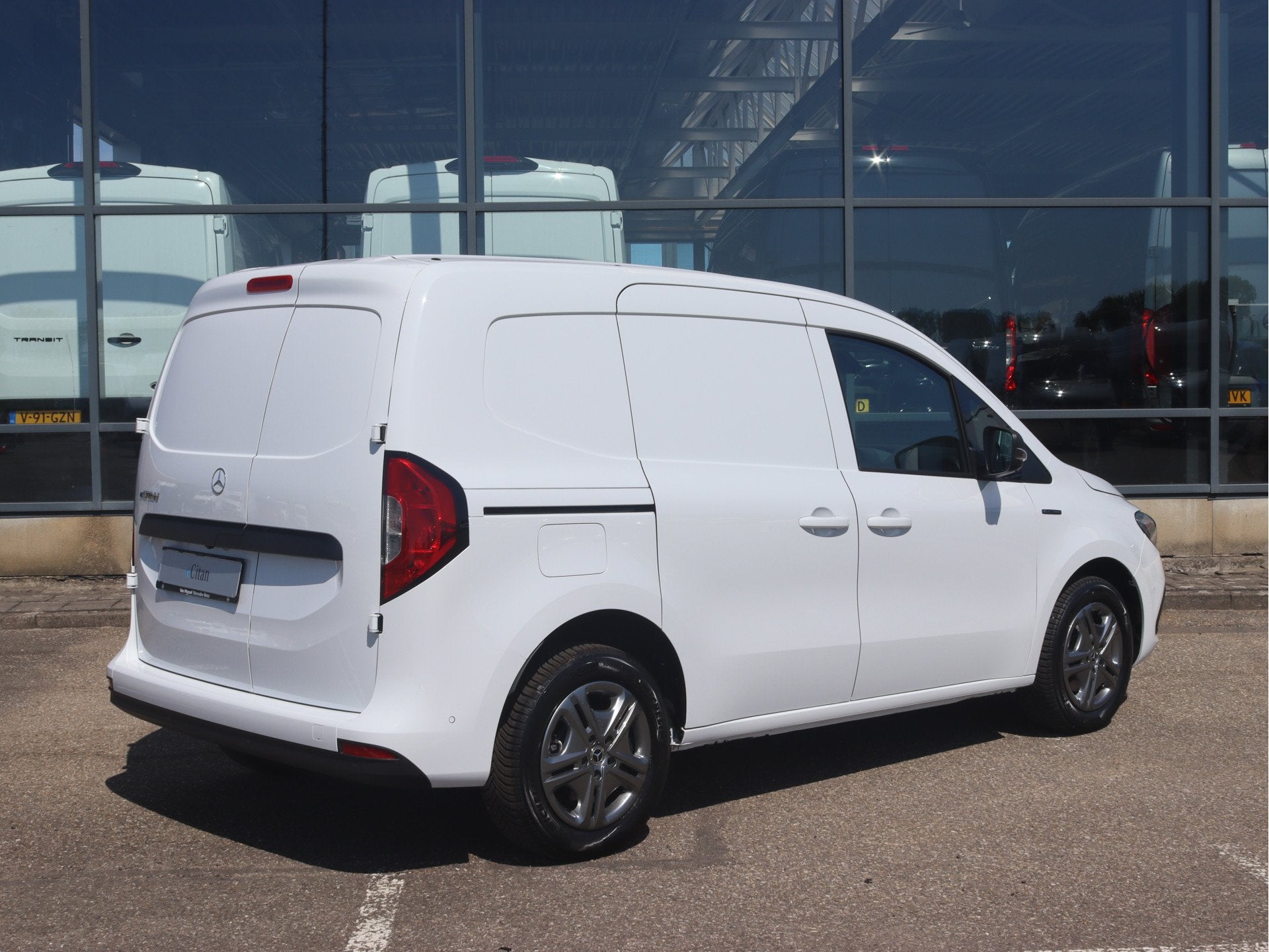Mercedes-Benz eCitan 112 Pro L1 51 kWh, Zwart, Wit, Mercedes-Benz, Nieuw