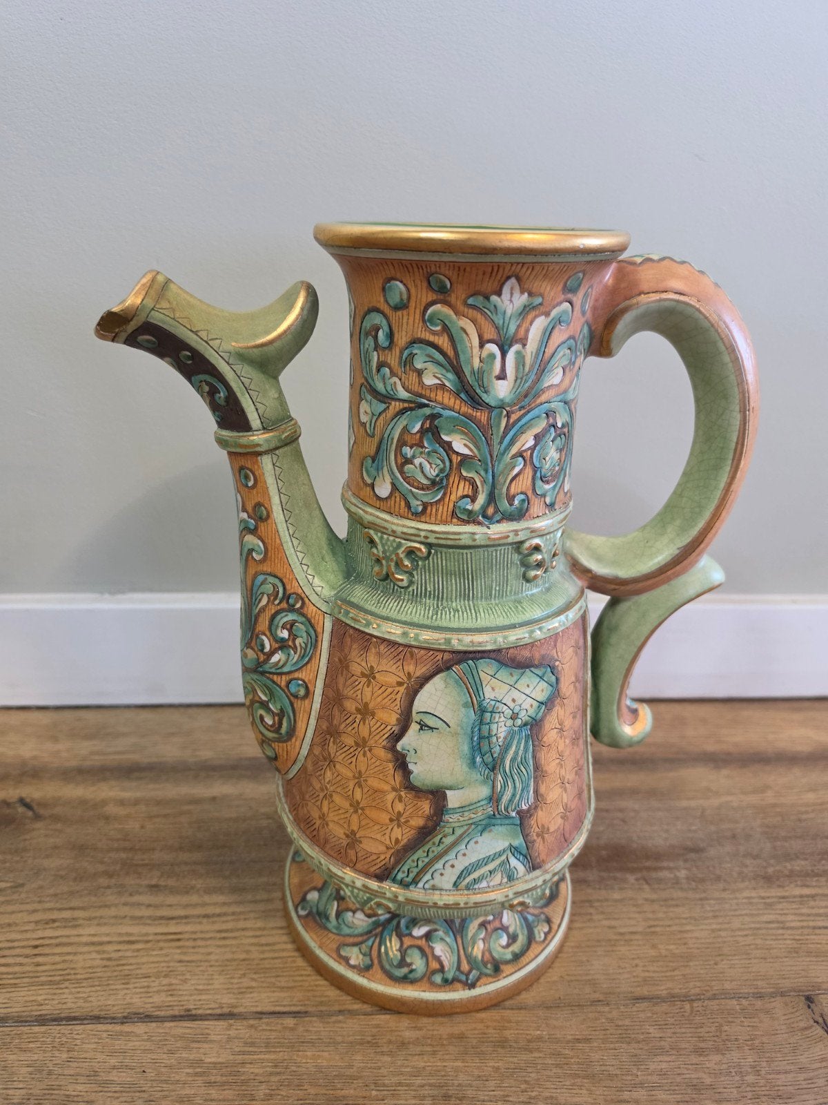 Antieke Deruta Majolica Karaf met Renaissance Decor, Ophalen of Verzenden