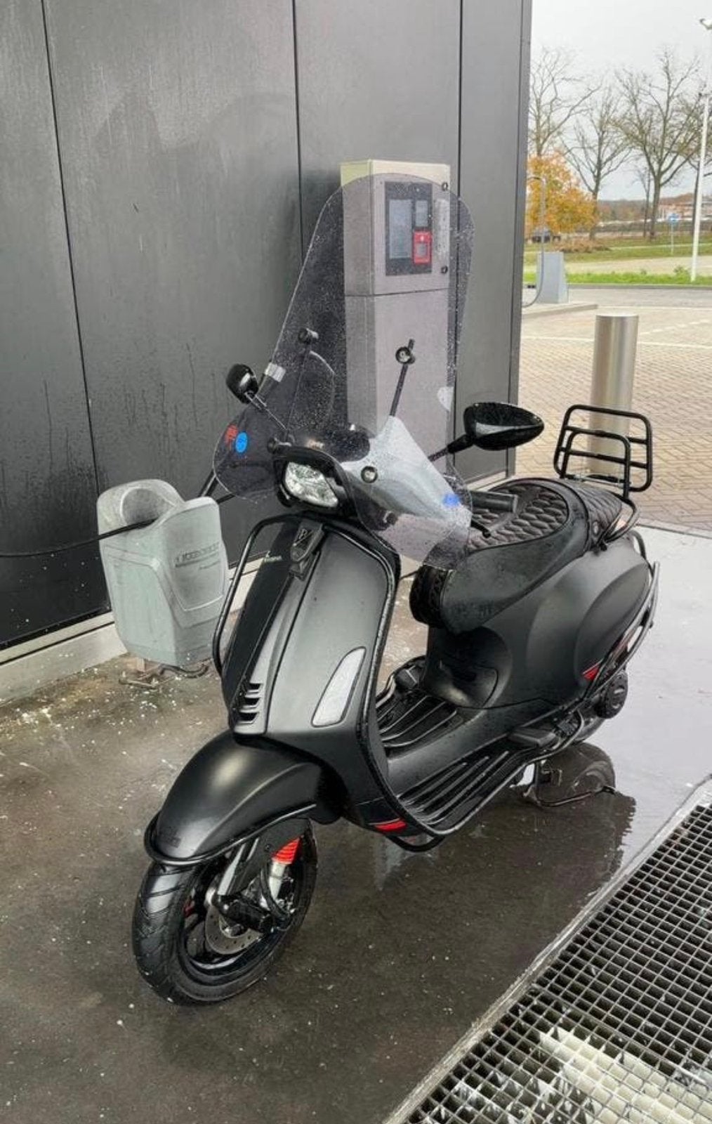 Vespa Sprint E5 50CC, Fietsen en Brommers, Ophalen, Zo goed als nieuw, Benzine, Vespa S