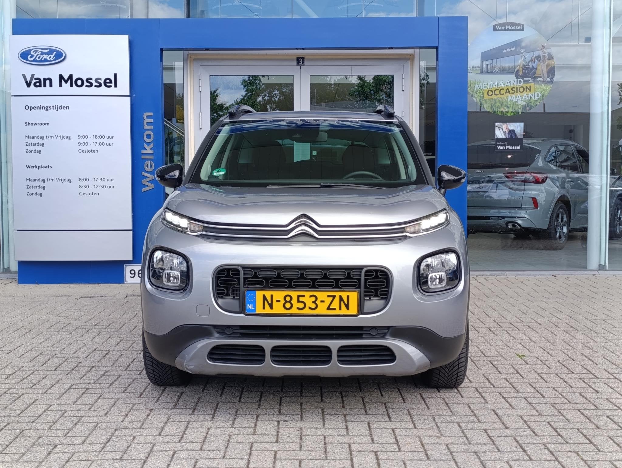 Citroen C3 Aircross 1.2 PureTech Shine | Parkeersensoren | S, Voorwielaandrijving, 12 maanden, Gebruikt, Euro 6