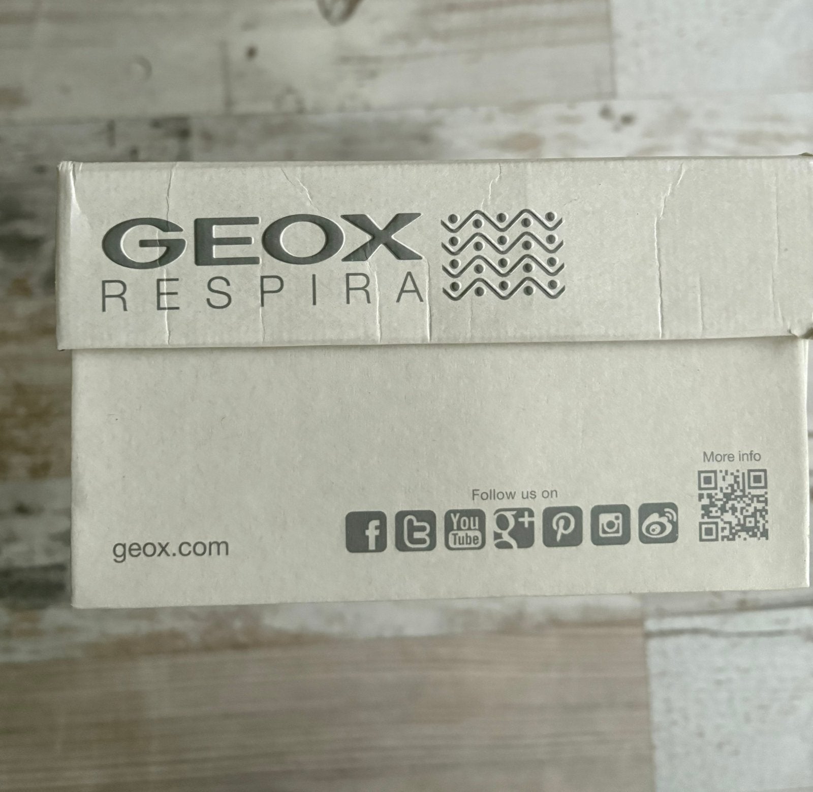 Pumps Geox maat 36, echt leer, donkerblauw, Kleding | Dames, Pumps, Blauw, Ophalen of Verzenden, Zo goed als nieuw