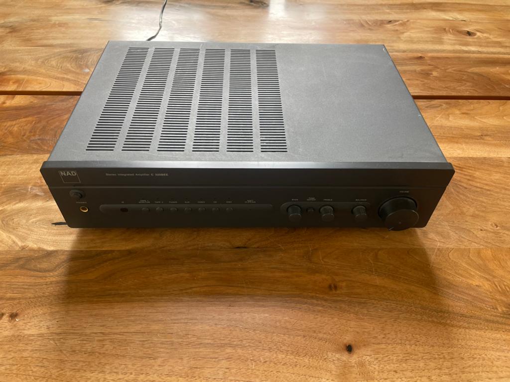 NAD C 320BEE Versterker, Ophalen, Zo goed als nieuw, Overige merken