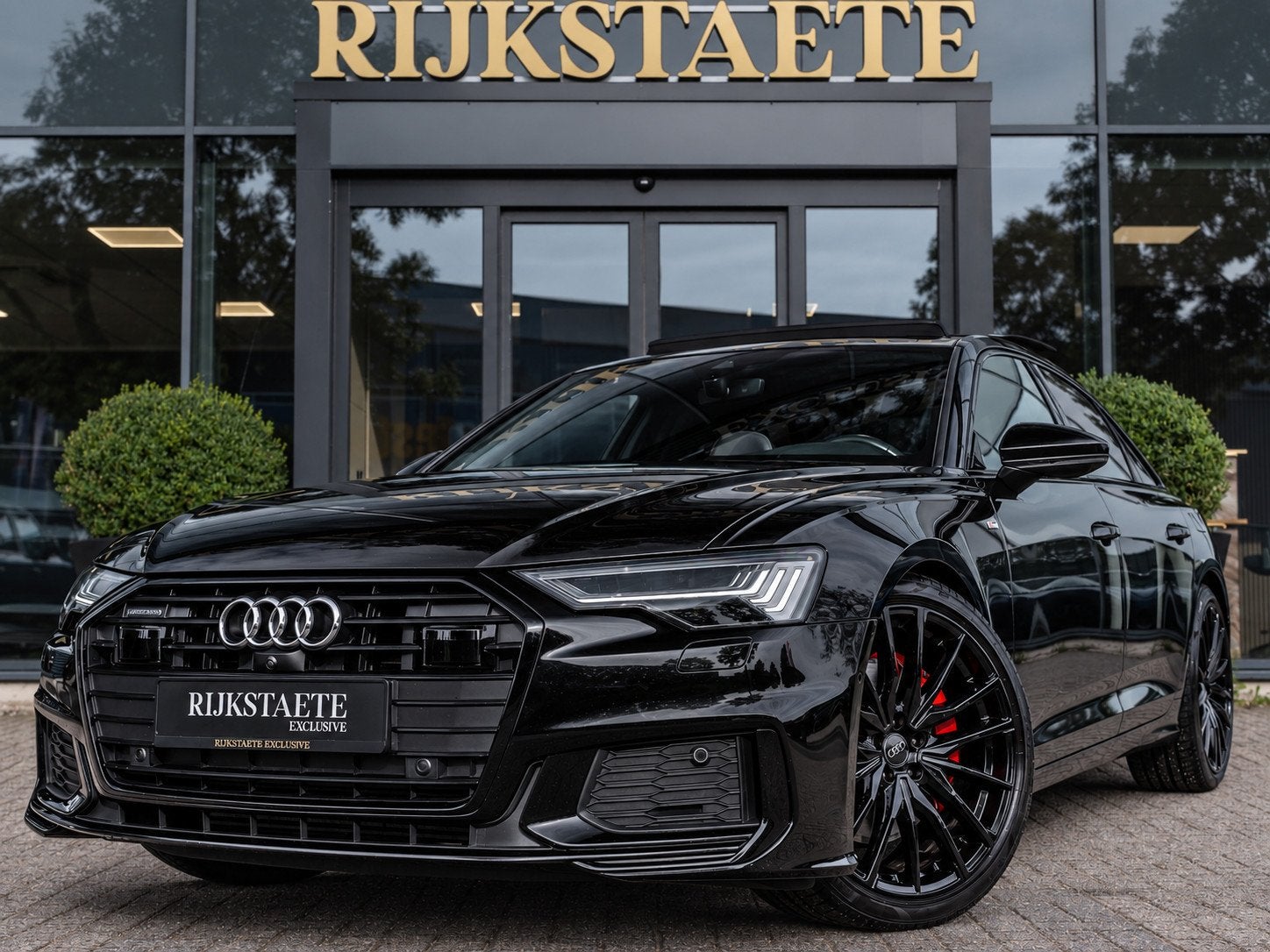 Audi A6 Limousine 55 TFSI e Quattro Competition|PANO|ACC|360, Auto's, Automaat, Dealer onderhouden, Gebruikt, 4 cilinders