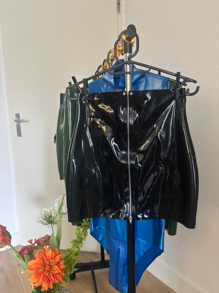 Rok met rits / Latex / Maat S, Kleding | Dames, Verzenden, Zwart, Overige typen