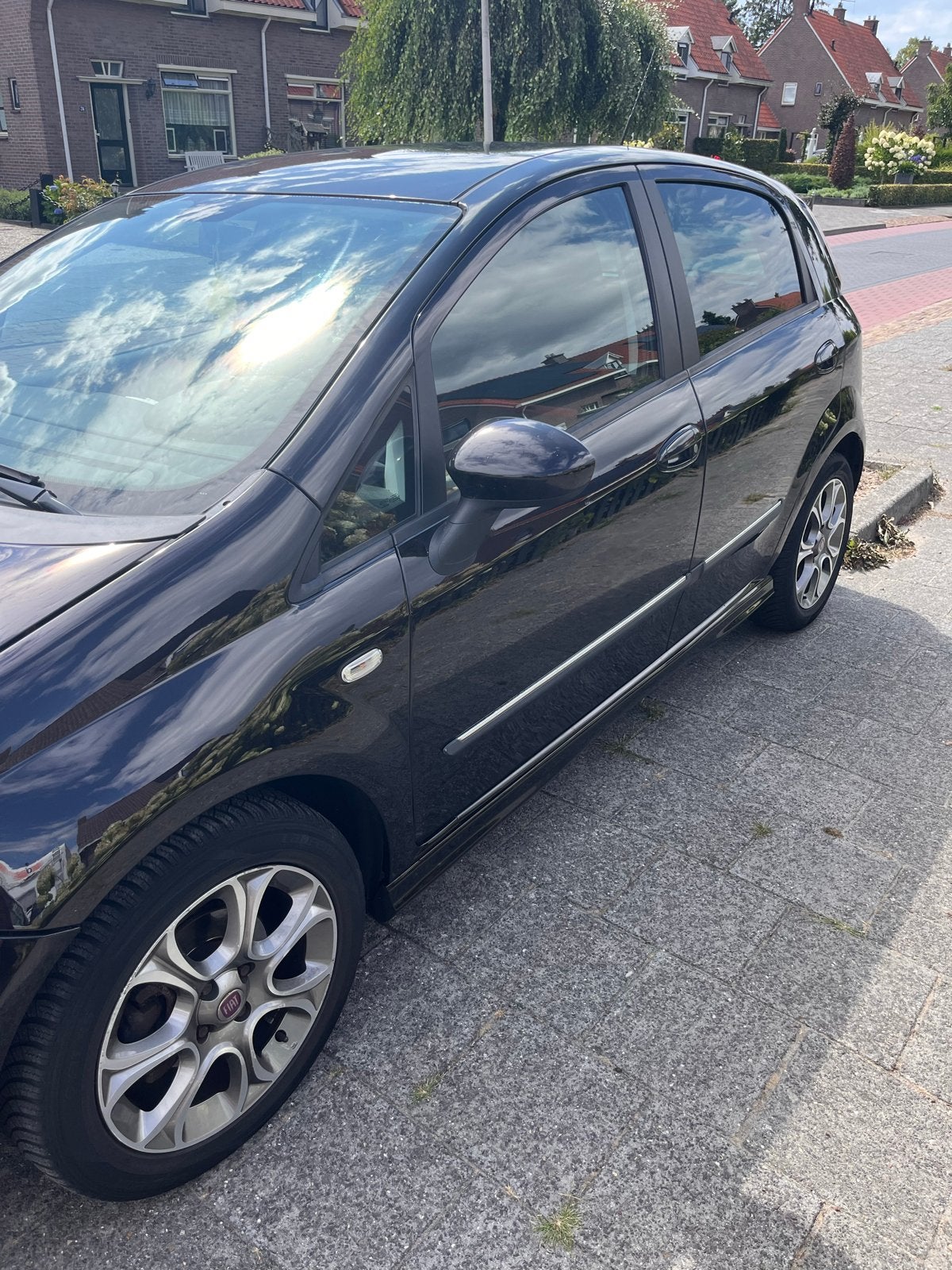 Fiat Punto EVO 5 deurs, Voorwielaandrijving, 40 €/maand, 4 cilinders, 400 kg