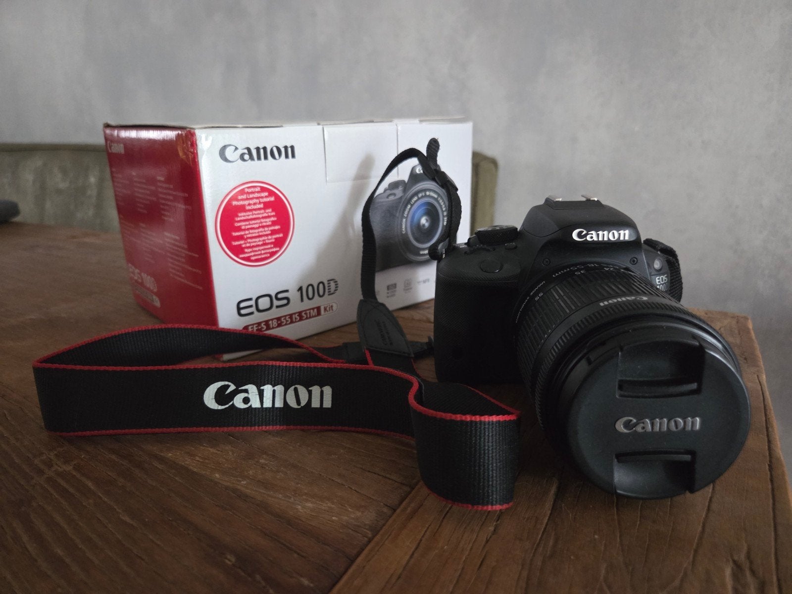 Canon EOS 100D Spiegelreflexcamera met EF-S 18-55mm lens, Audio, Tv en Foto, Fotocamera's Digitaal, Spiegelreflex, Canon, Ophalen of Verzenden