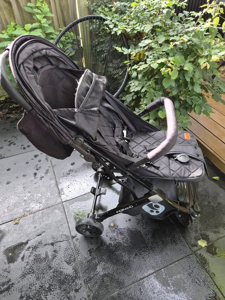 Lorelli Fiorano opvouwbare kinderwagen zwart, Ophalen, Gebruikt, Kinderwagen, Overige merken