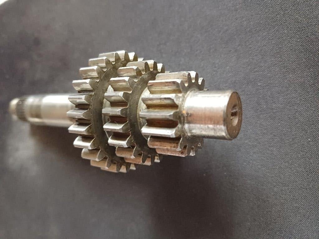 Zundapp hoofd as 3 gear gebruikt ( kerstboom as ), Ophalen of Verzenden, Gebruikt