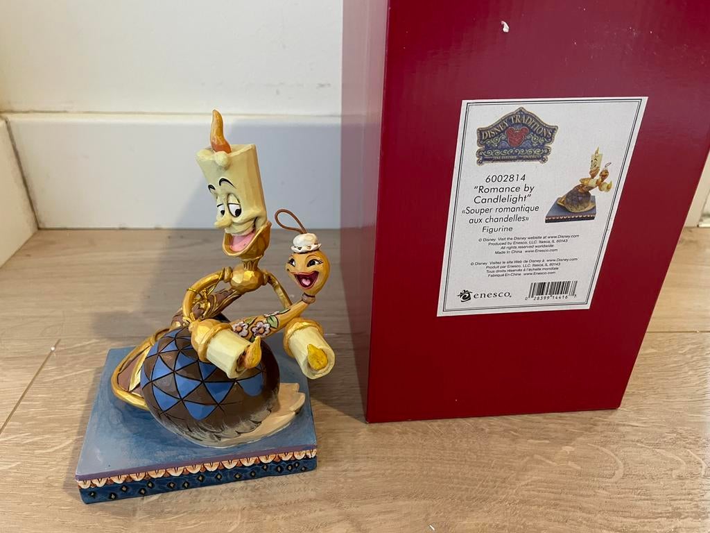 Disney traditions Jim shore Belle - Lumiere & Feather, Verzamelen, Disney, Ophalen of Verzenden, Assepoester of Belle, Zo goed als nieuw