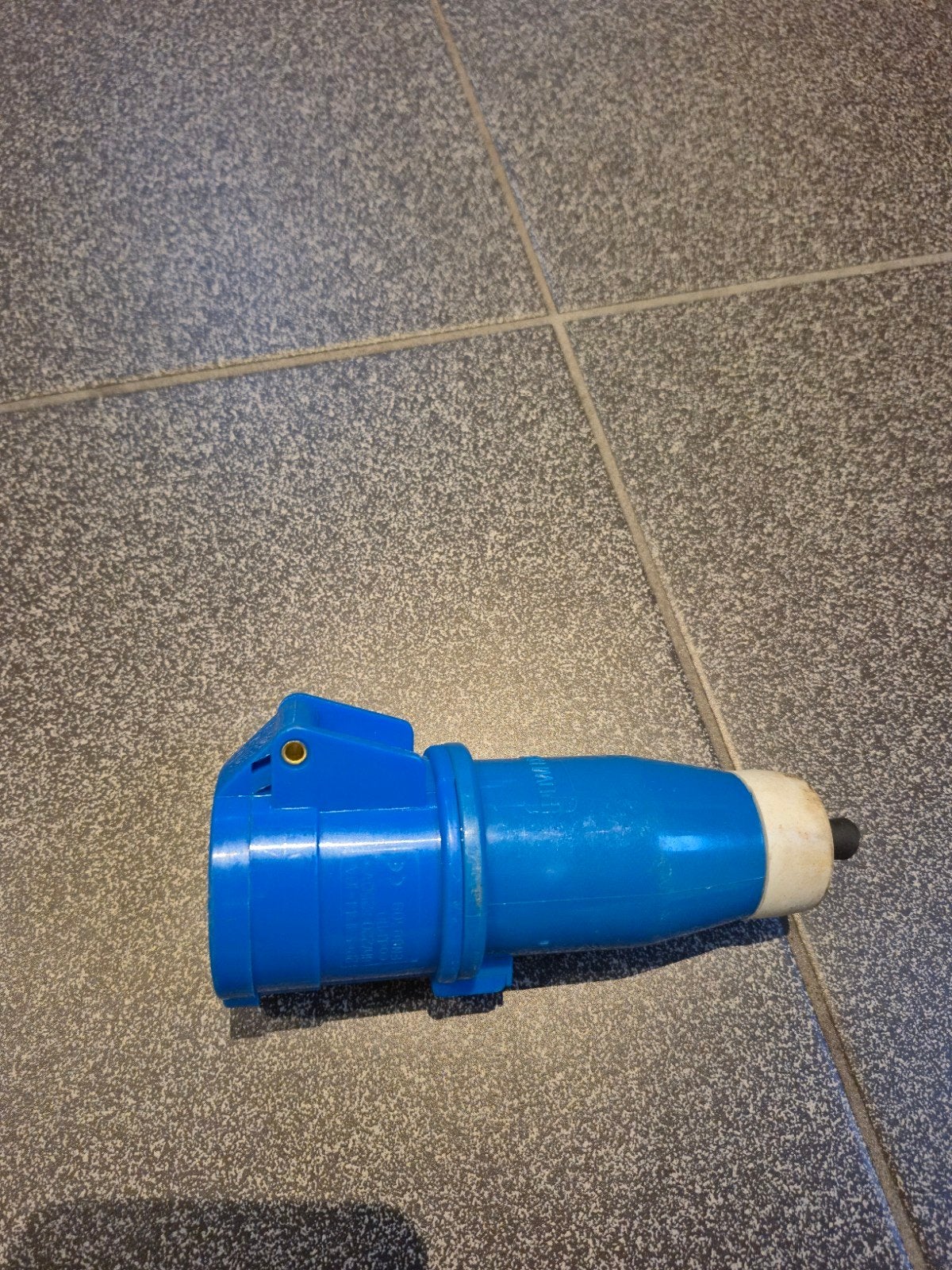 Eurostekker, Ophalen