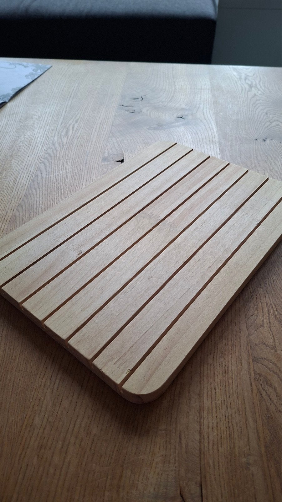 Houten kaartenhouder / kaartstandaard, Ophalen, Zo goed als nieuw, Rechthoekig, Hout
