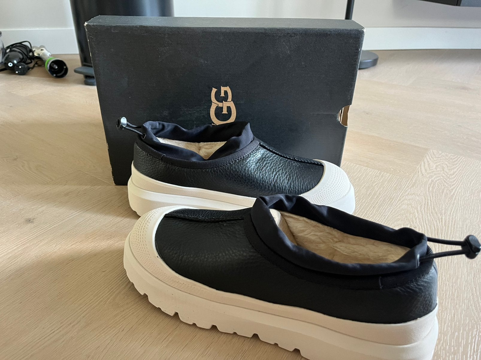 Heren Ugg’s maat 43, Ophalen, Zwart, Overige typen, Nieuw
