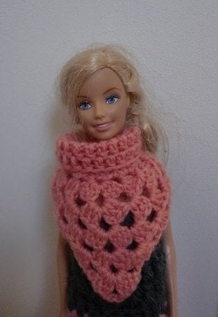 Barbie kleertjes col sjaal punt zalm soft, Verzenden, Nieuw, Barbie