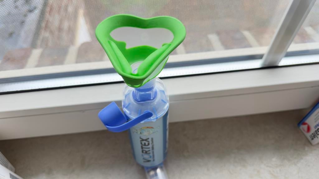 Vortex inhaleer hulp voor asma, Ophalen, Zo goed als nieuw