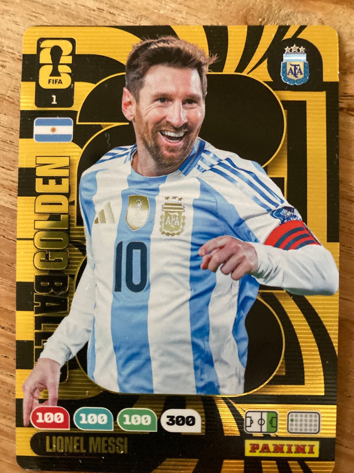 Fifa world cup 2026 Messi golden baller - ruilen, Ophalen of Verzenden, Zo goed als nieuw, Buitenlandse clubs, Poster, Plaatje of Sticker