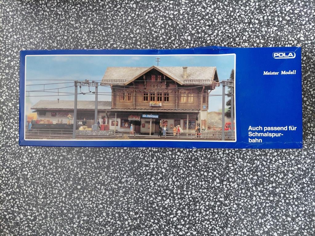 Pola modelbouwpakket station Sankt Niklaus, Ophalen of Verzenden