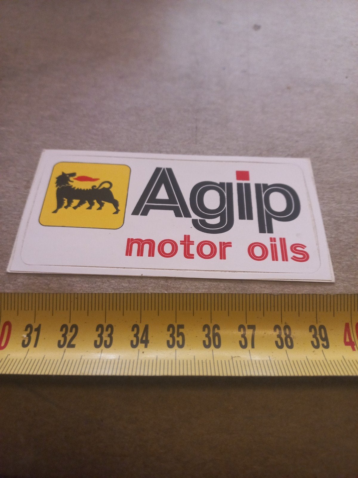 Agip Motor Oils Sticker - Vintage Auto Collectible, Ophalen of Verzenden, Zo goed als nieuw