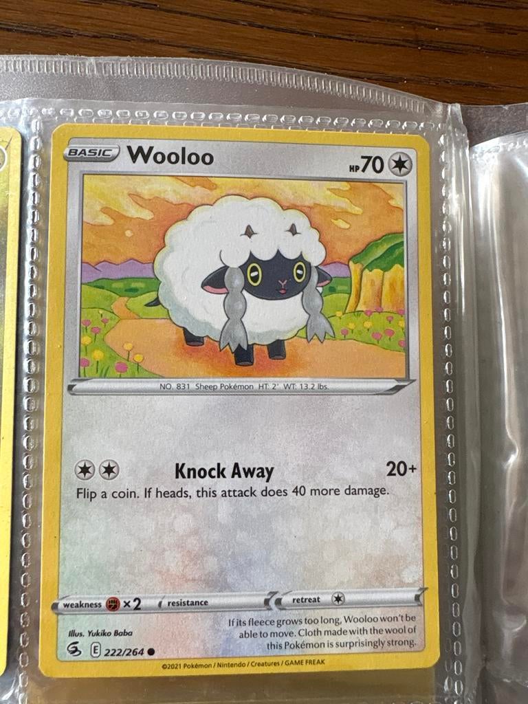 Pokémon Kaart Wooloo 222/264 - Basic HP70, Ophalen, Zo goed als nieuw, Losse kaart