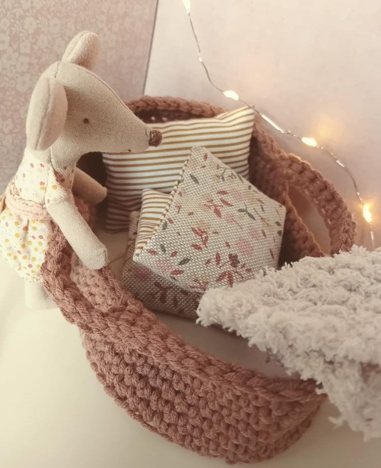 Mandje/reiswieg voor Maileg of poppenhuis, Verzamelen, Ophalen of Verzenden, Nieuw, Gebruiksvoorwerp