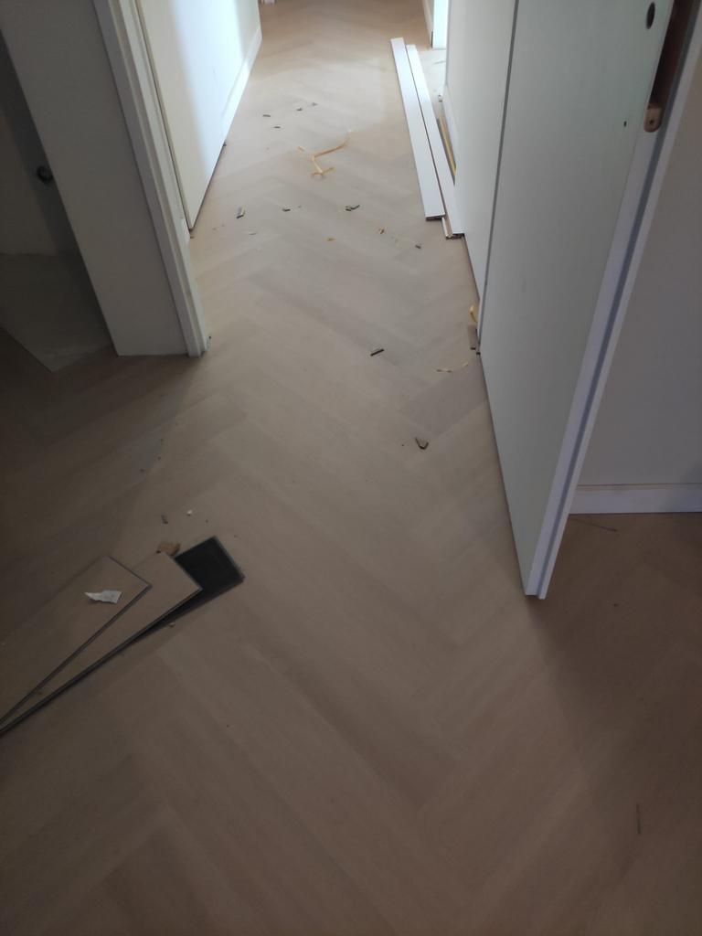 Lamiaat leggen/verf/behang, Ophalen of Verzenden, Zo goed als nieuw, Minder dan 10 m², Laminaat