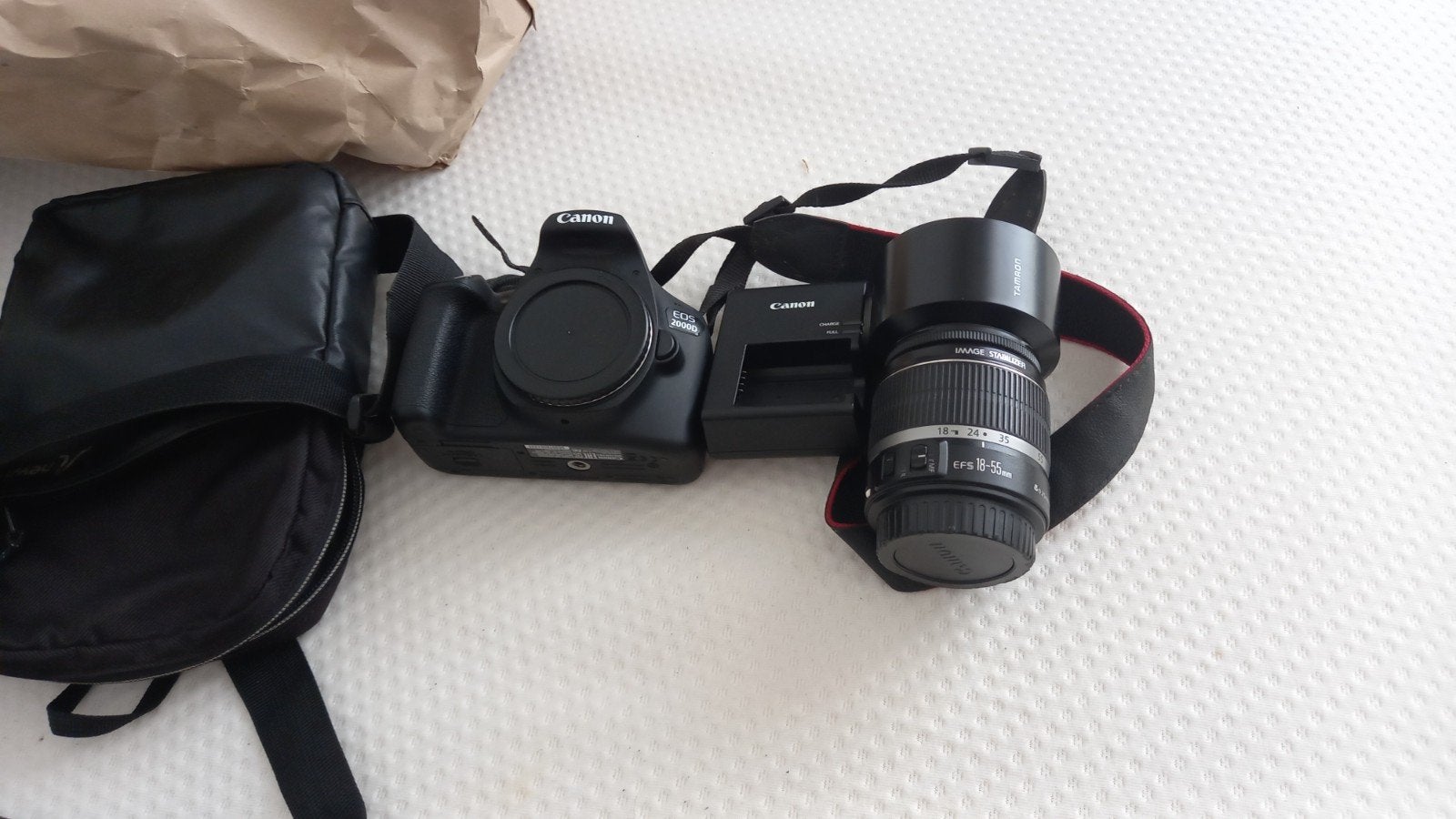 Canon 2000d, Ophalen, Zo goed als nieuw, Canon, 8 keer of meer