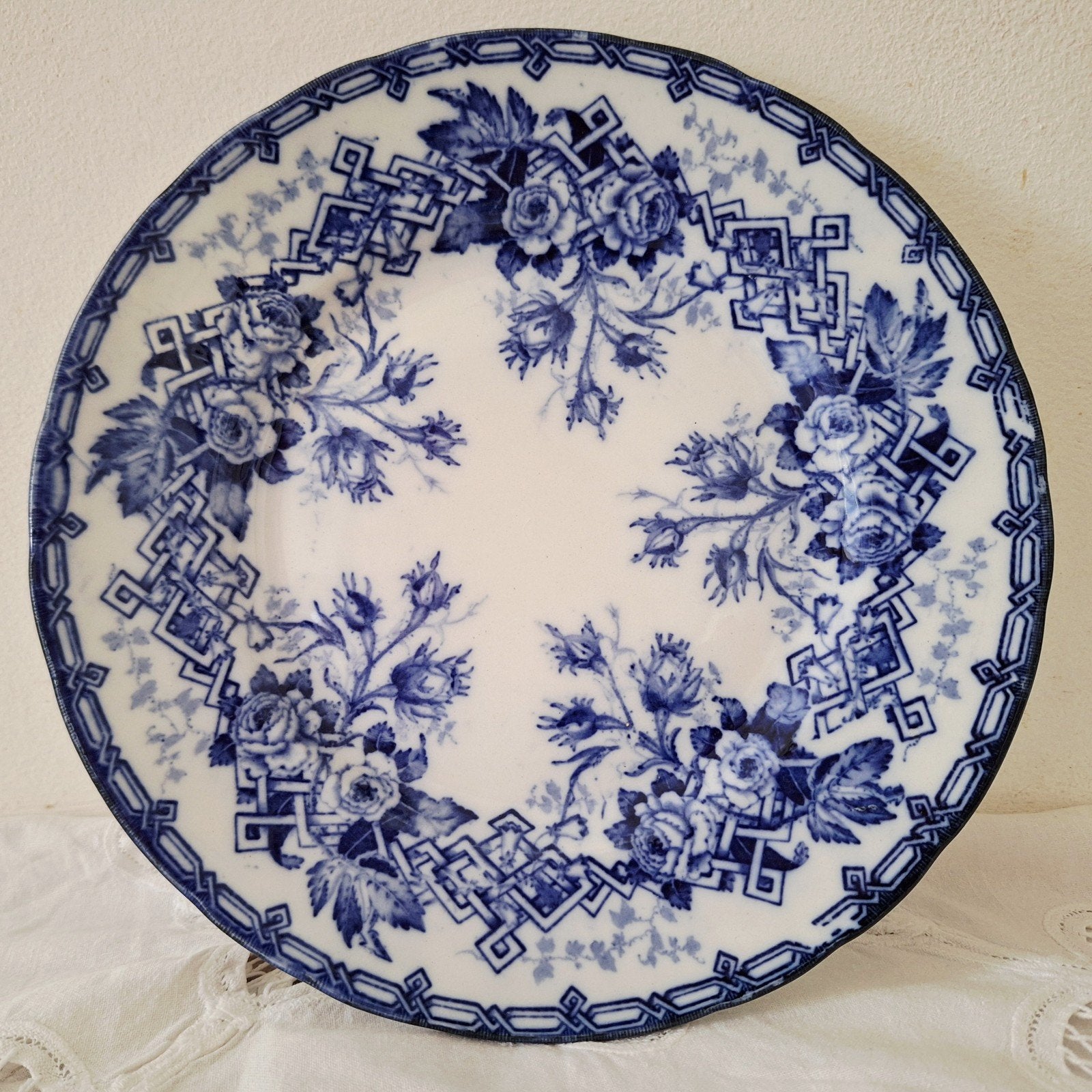 Antiek Creil et Montereau décor Flora bord, Antiek en Kunst, Antiek | Servies los, Ophalen of Verzenden