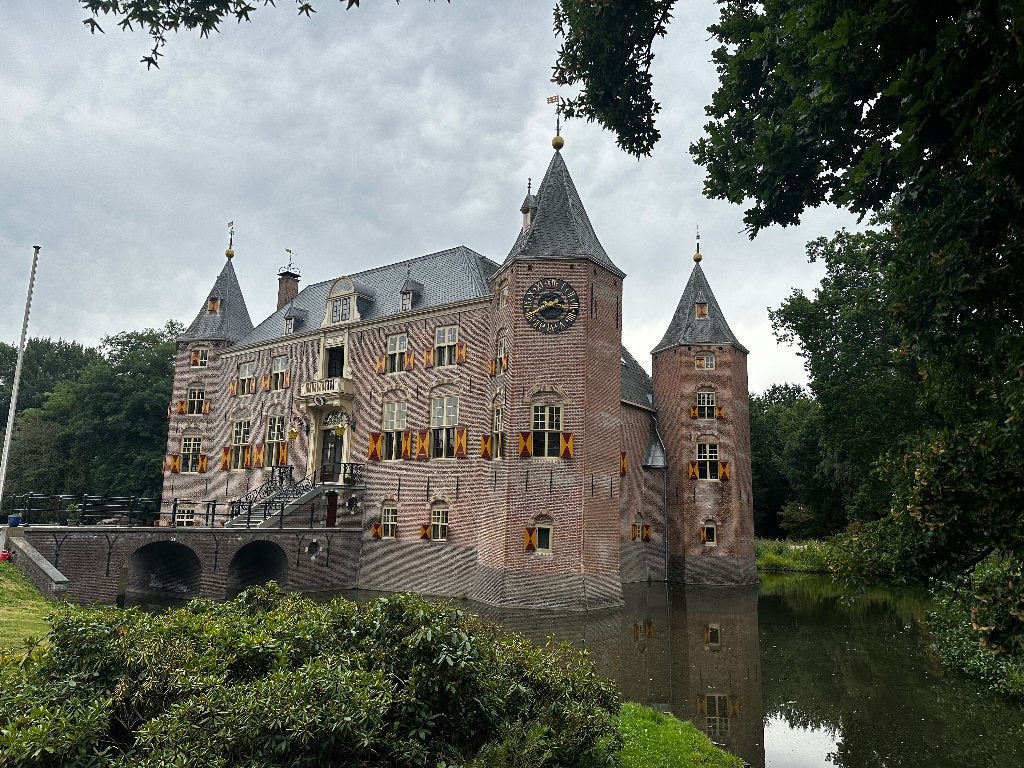Wonen in een Kasteel? Van Nederhorst naar Amsterdam/Den Haag, 50 m² of meer, Amsterdam