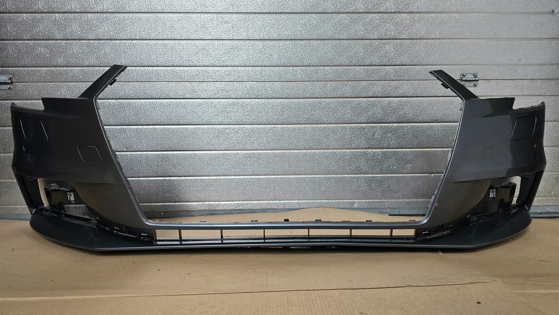 Voorbumper Audi A3 8V Facelift KLS PDC E-TRON bj.2017-2021, Gebruikt, -, Voor, Bumper