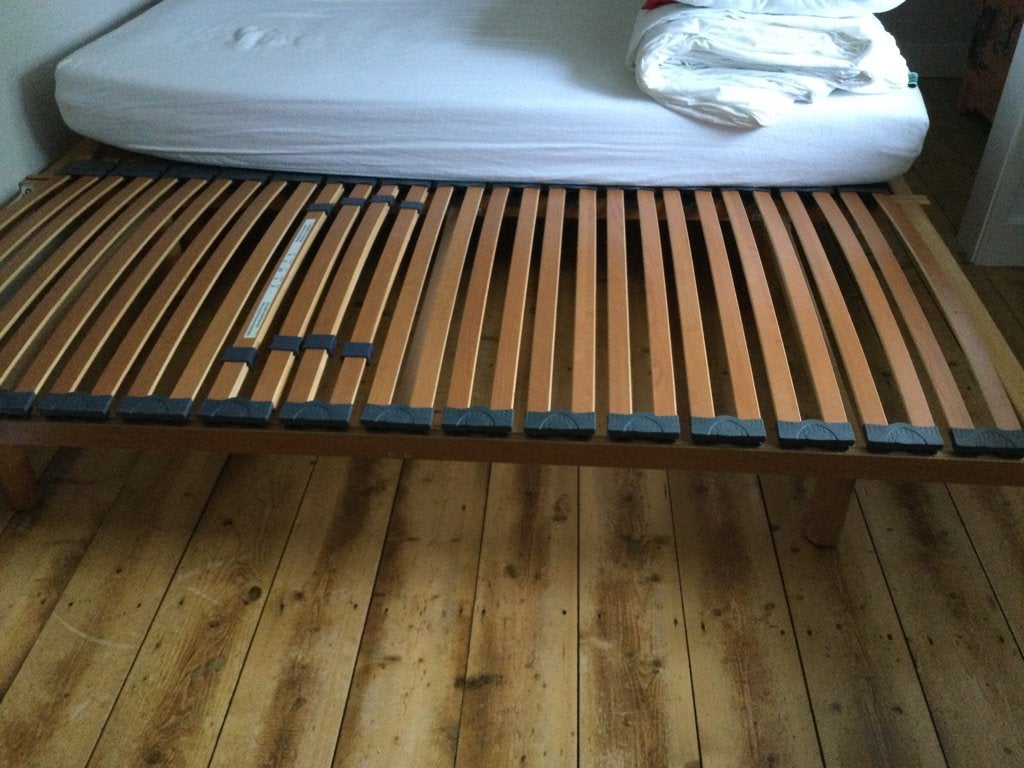 2x Bed-onderstel, ook als 2 persoons te gebruiken. 90/210, Huis en Inrichting, Slaapkamer | Bedden, Ophalen, Gebruikt, 90 cm, Eenpersoons