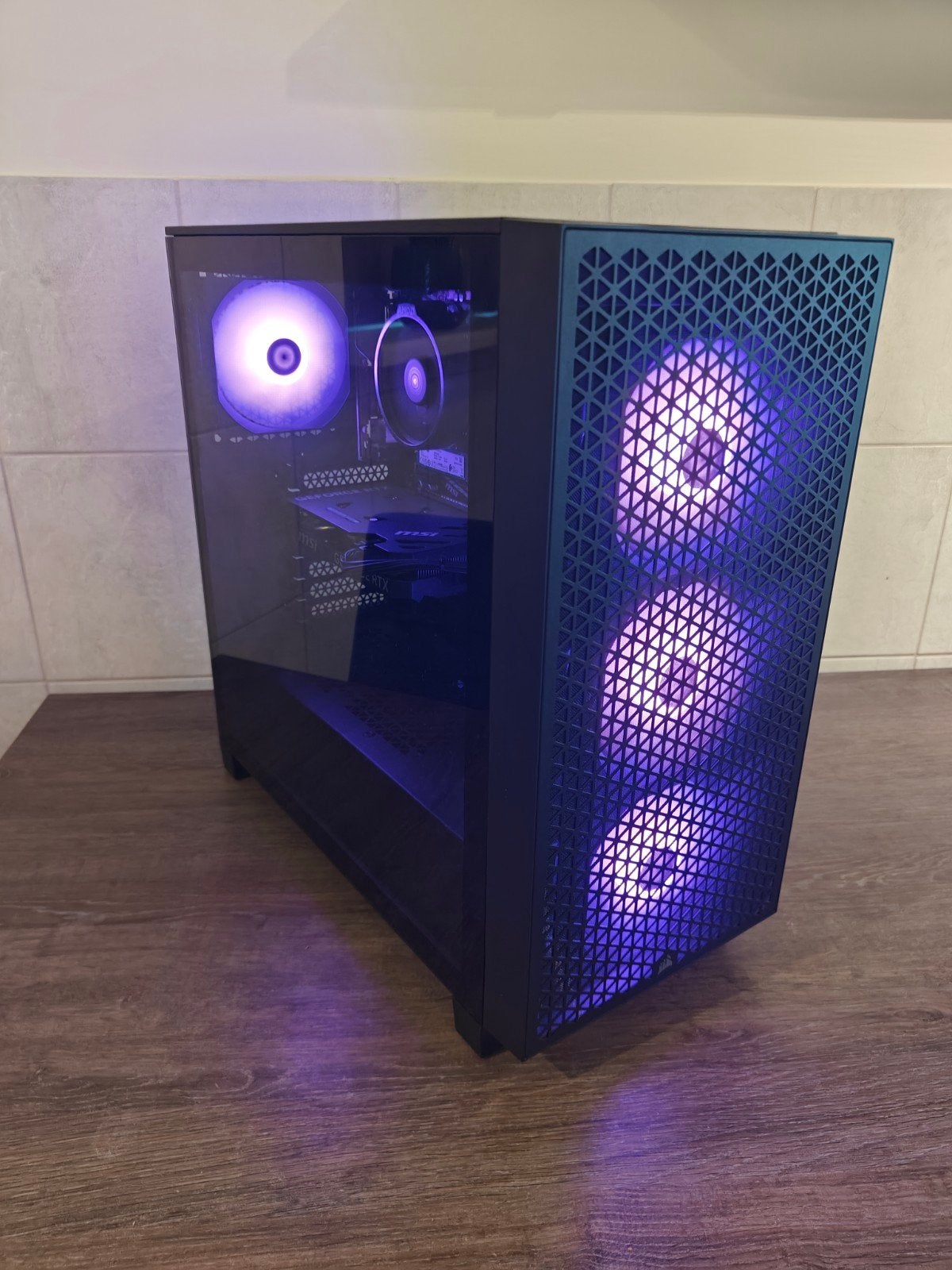 Gaming PC | RTX 4060 | Ryzen 5 | 1 TB SSD | 16 GB RAM | RGB, Computers en Software, Ophalen, Gebruikt, Zelf gebouwde pc, AMD Ryzen 5