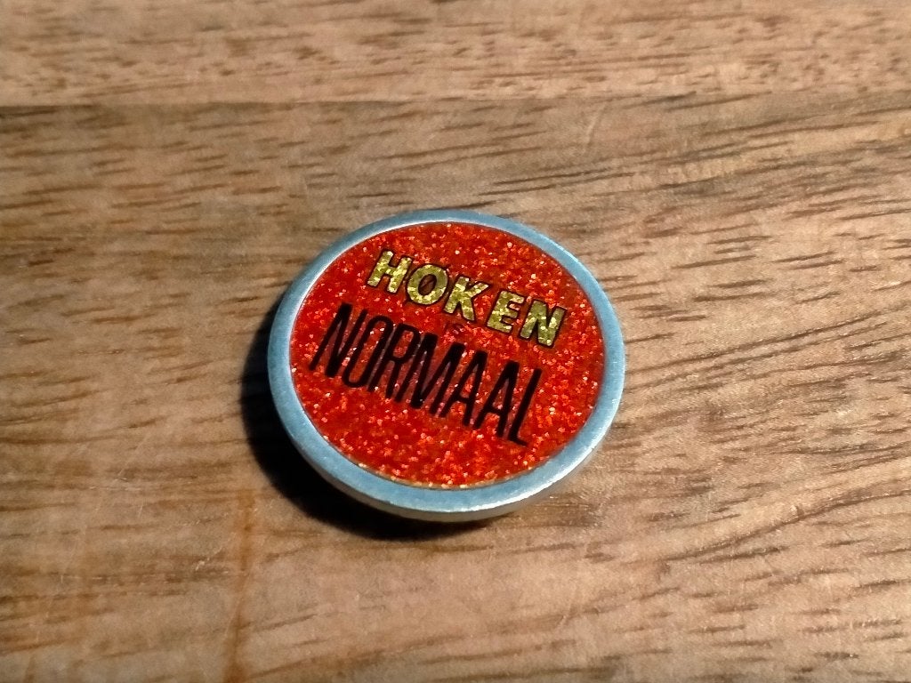 Hoken is Normaal Bennie Jolink achterhoek muziek speld 4, Ophalen of Verzenden, Gebruikt