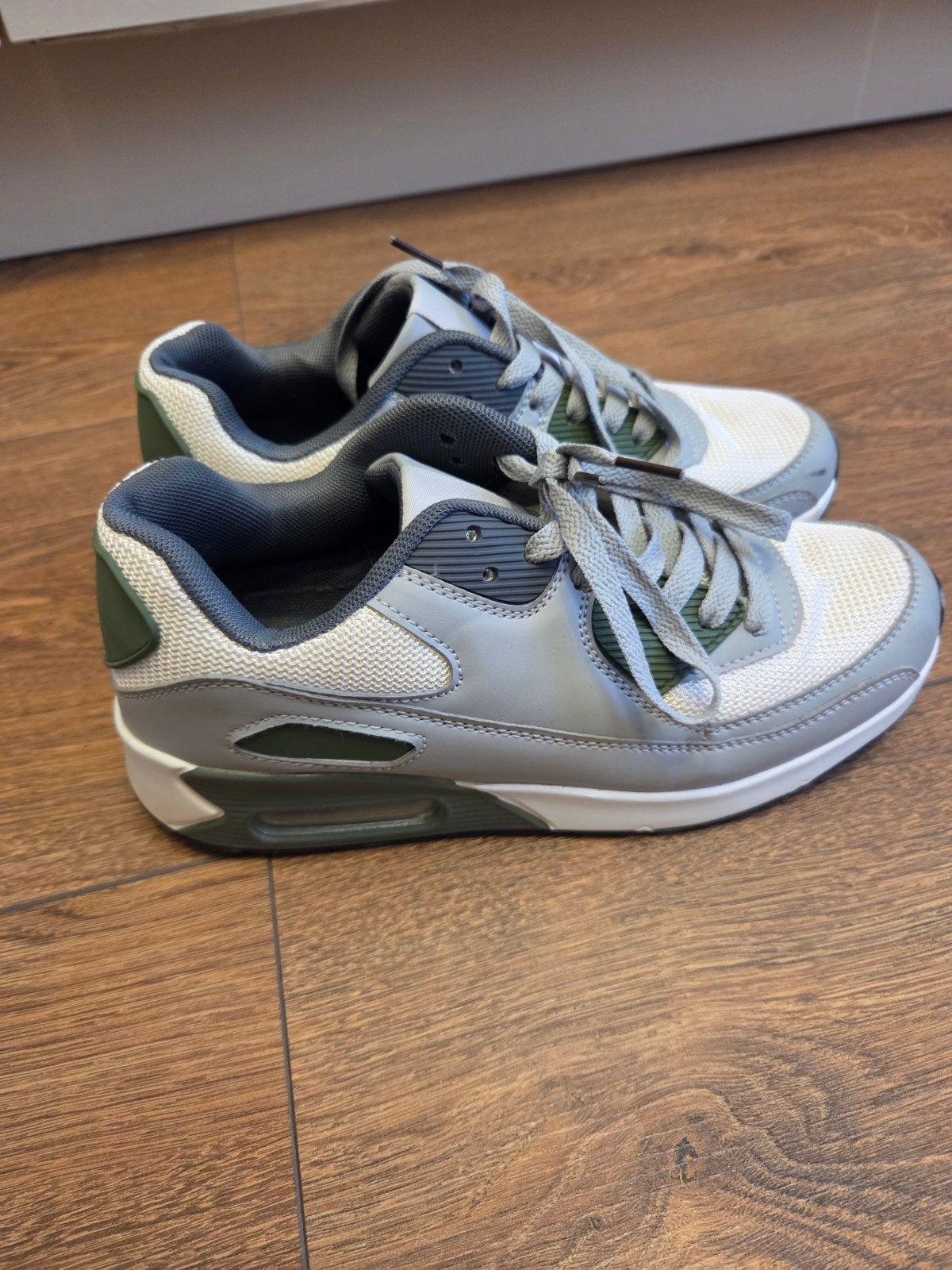 Stoere jongens sneakers - Maat 39, Ophalen, Gebruikt, Schoenen, Onbekend
