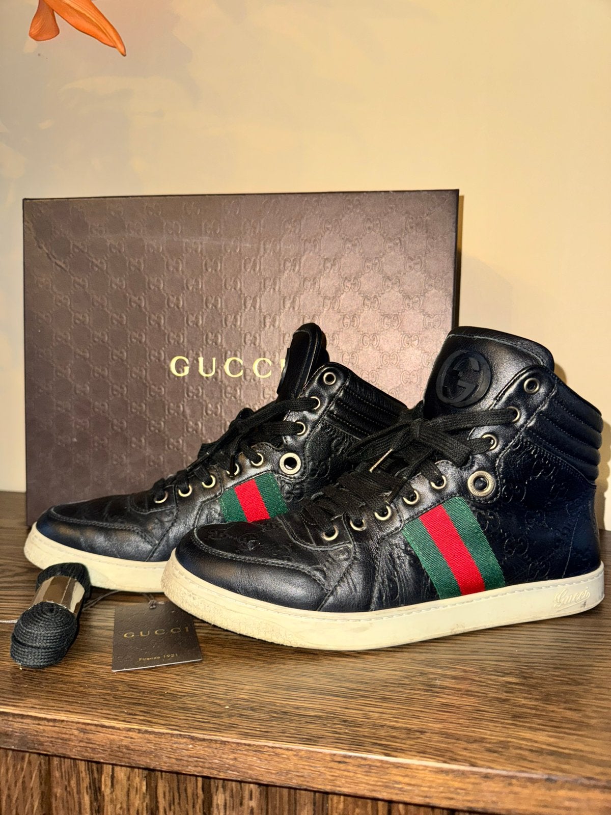 Gucci Guccissima high top sneakers - maat 40, Kleding | Heren, Schoenen, Zwart, Ophalen of Verzenden, Sneakers of Gympen, Zo goed als nieuw