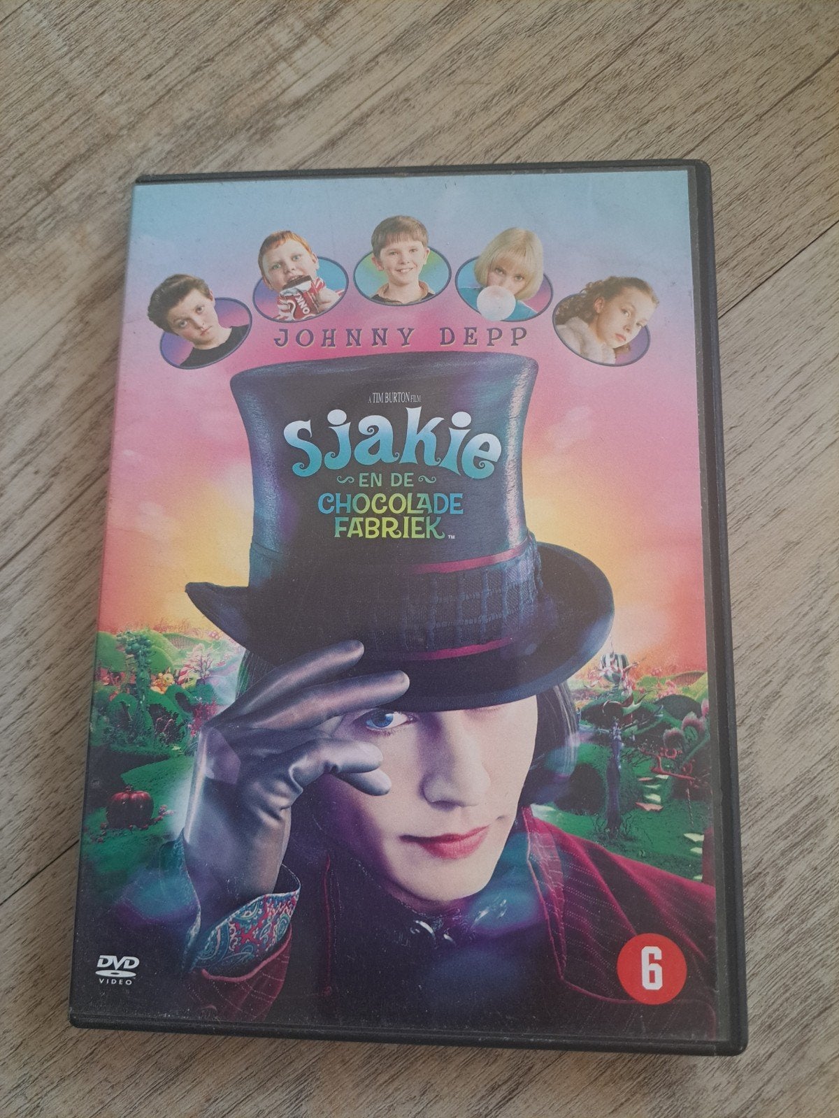 Sjakie en de Chocoladefabriek DVD - Johnny Depp, Nederlands, Ophalen of Verzenden, Vanaf 6 jaar, Familie