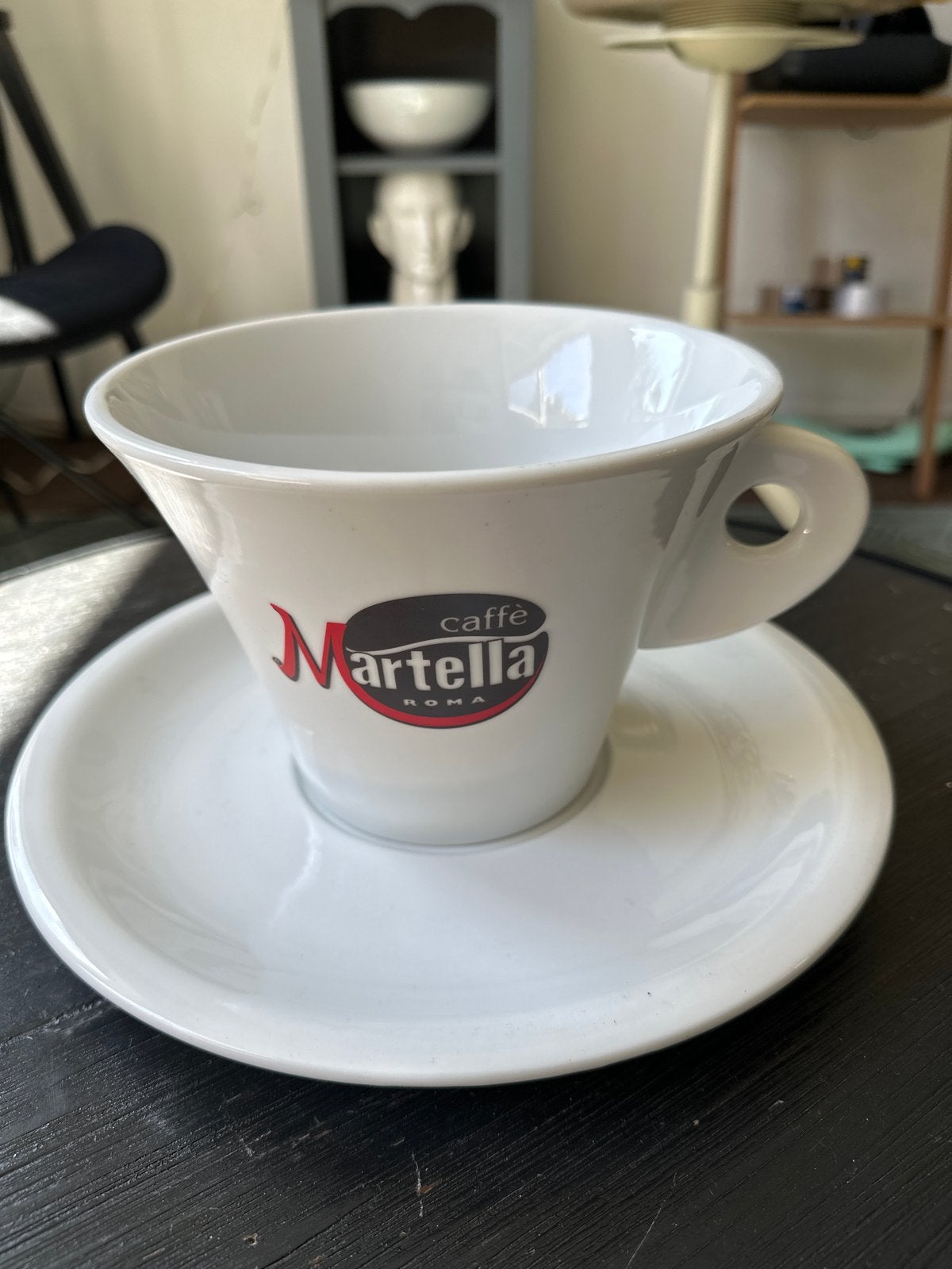 Martella Koffiekop met Schotel - Wit, 18 cm doorsnee, Gebruikt, Overige merken, Keramiek, Ophalen of Verzenden