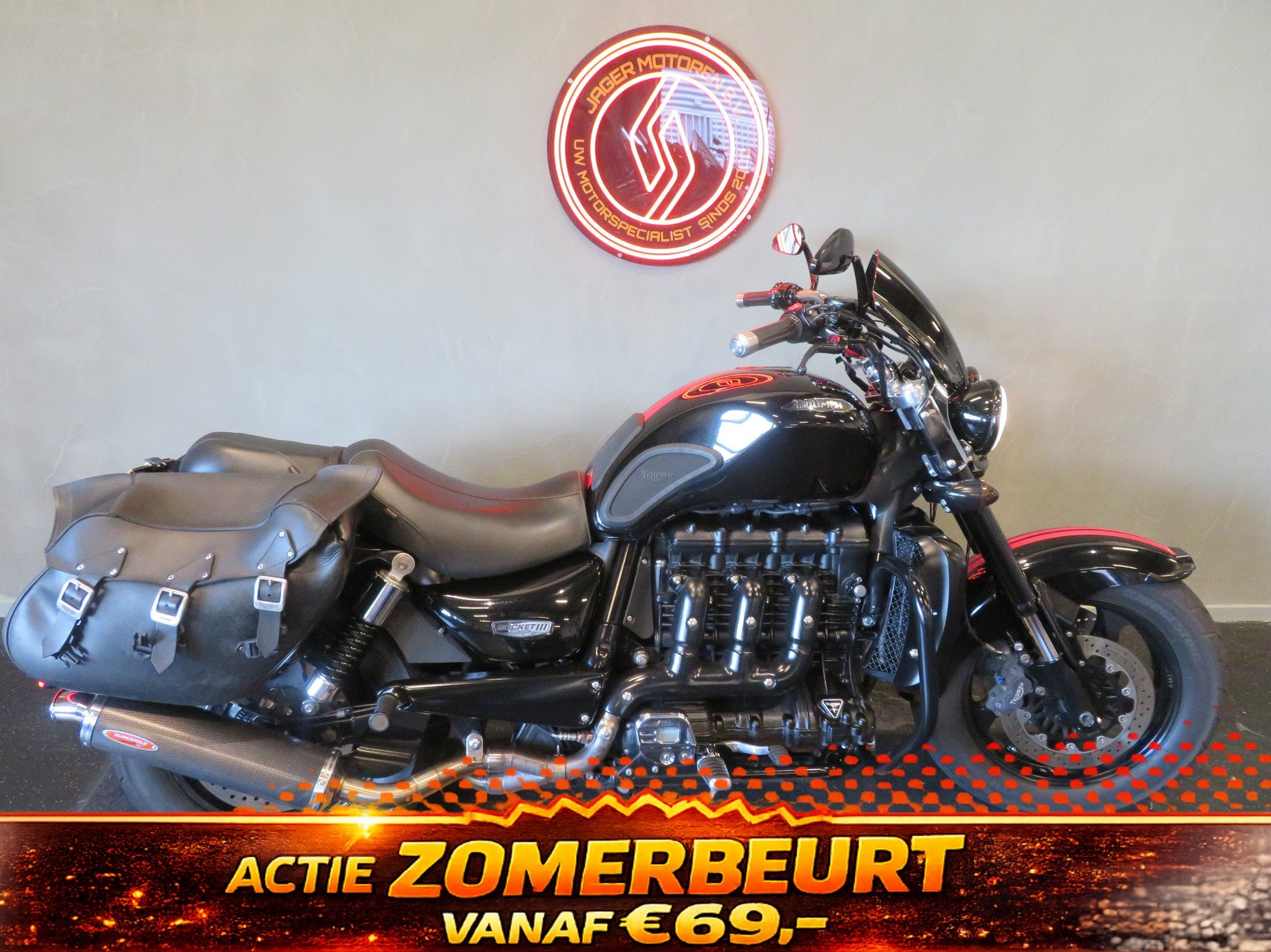 Triumph ROCKET III ROADSTER SUPERFRAAI! (bj 2014), Motoren, Bedrijf, Chopper