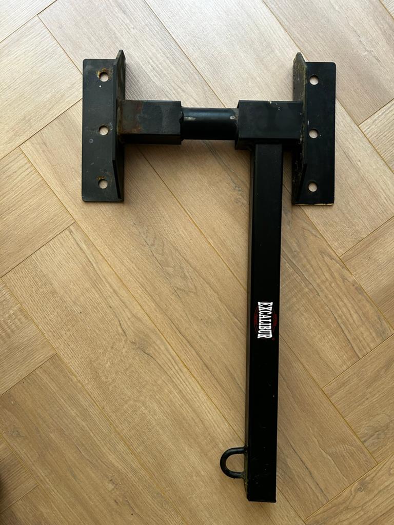Excalibur Bokszak Steun - Wandbevestiging / muursteun, Ophalen, Gebruikt