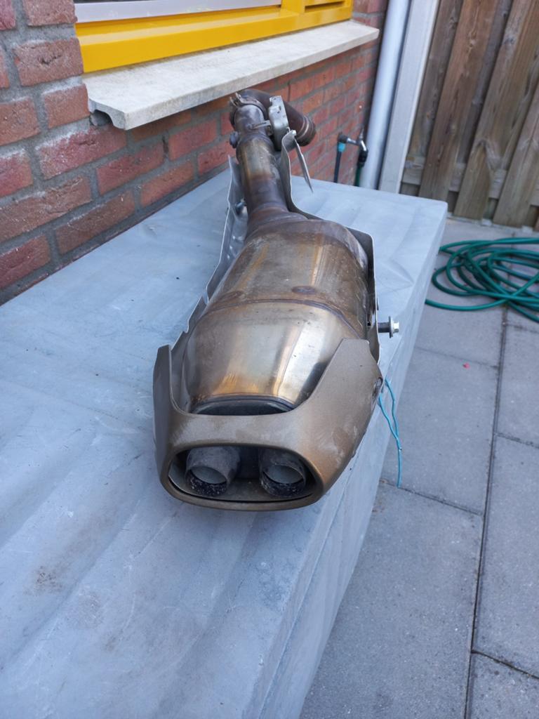 Honda cbr 1000rr uitlaat, Motoren, Ophalen, Gebruikt