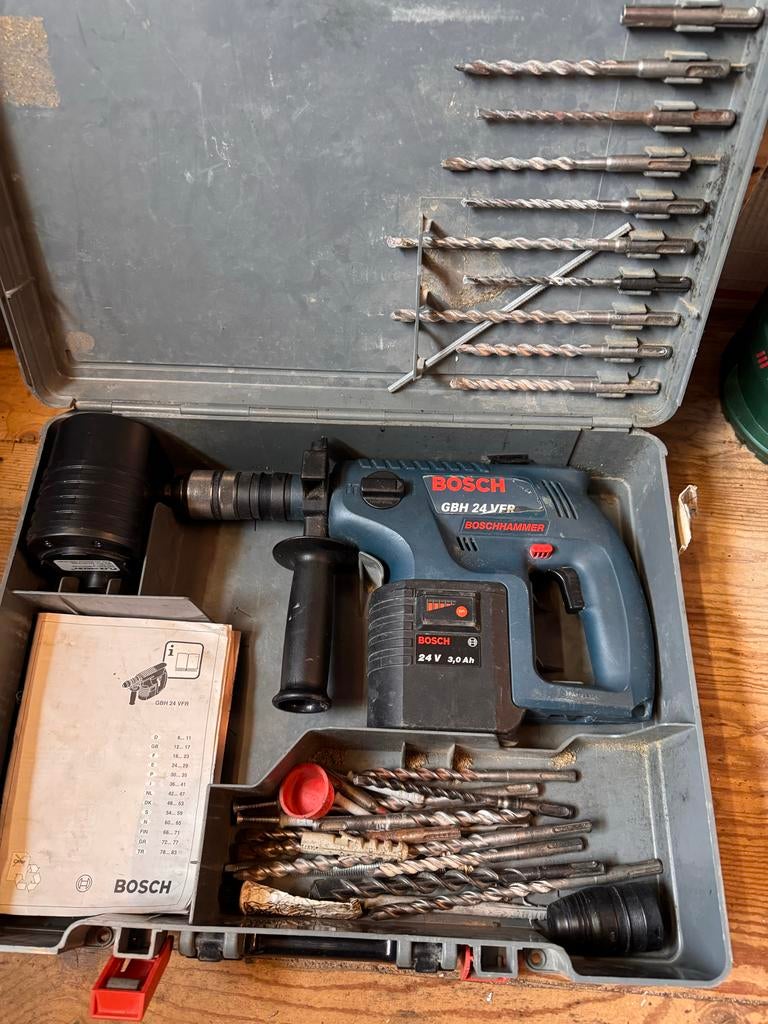Bosch accu boorhamer GBH 24 VFR met 3 accu's en koffer, Ophalen, Gebruikt, Boor- en/of Breekhamer, Klopboormechanisme