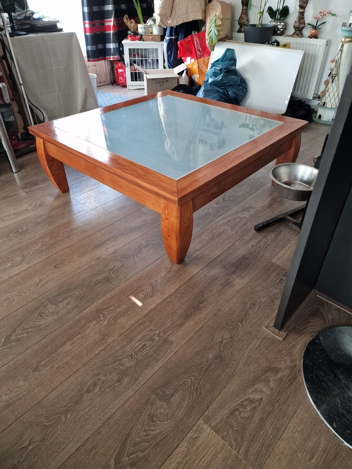 Mooie grootte salontafel 1.10 bij 1.10 en 40 hoog, Ophalen, Gebruikt, Glas, Vierkant