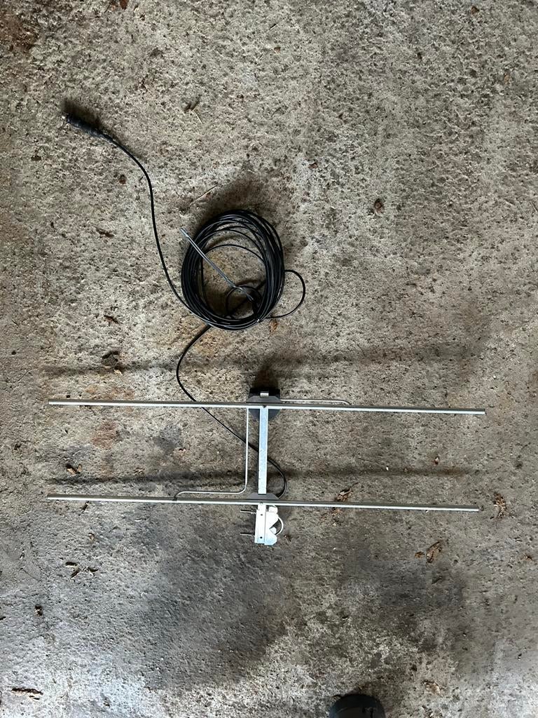 2-elements VHF richtantenne met kabel - Vårgårda Radio AB, Ophalen, Gebruikt, Antenne